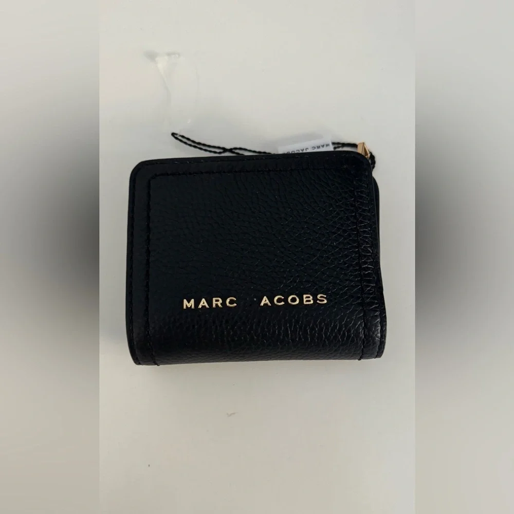 NWT Marc Jacobs Black Leather Wallet